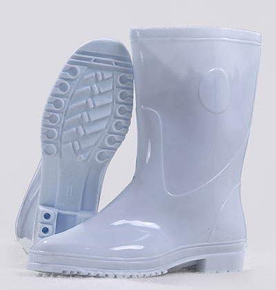 Ủng đi nước màu trắng