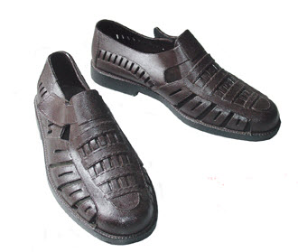 Giày nhựa đi nước dán xé